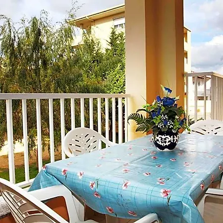 Cau Aparthotel 3*
